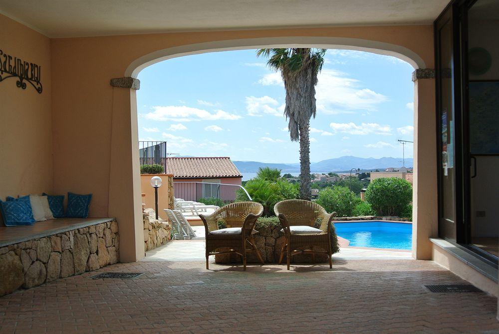 Sardinia Blu Residence Гольфо-Аранчі Екстер'єр фото