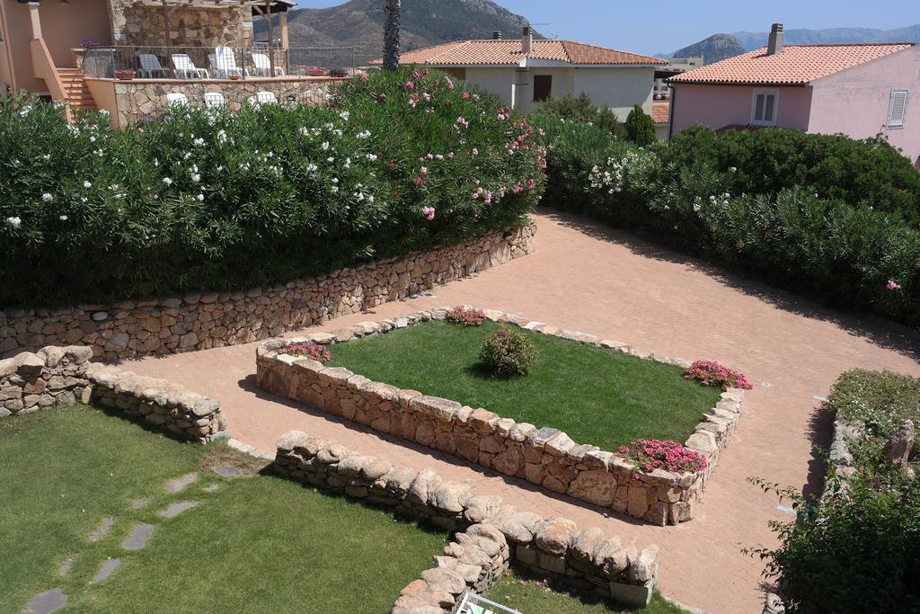 Sardinia Blu Residence Гольфо-Аранчі Екстер'єр фото