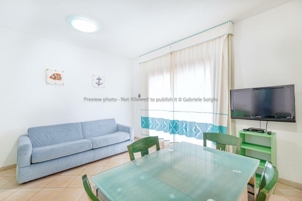 Sardinia Blu Residence Гольфо-Аранчі Екстер'єр фото